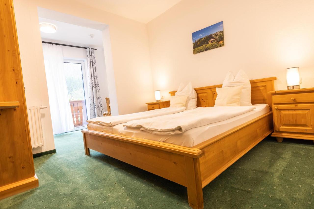 Alpenhotel Ensmann Lassing  Kültér fotó